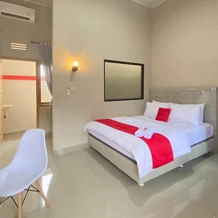 RedDoorz Syariah near Hajimena Lampung Hotel Bandar Lampung Bagian luar foto